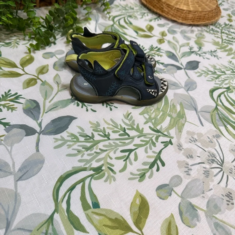 Carter's Toddler Boy Strap Open Toe Shark Theme Sandals Size 8